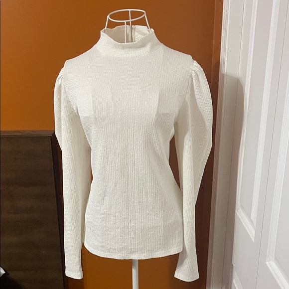 Vero Moda White Mock Neck Puff Sleeve Blouse - Size L - Picture 2 of 11